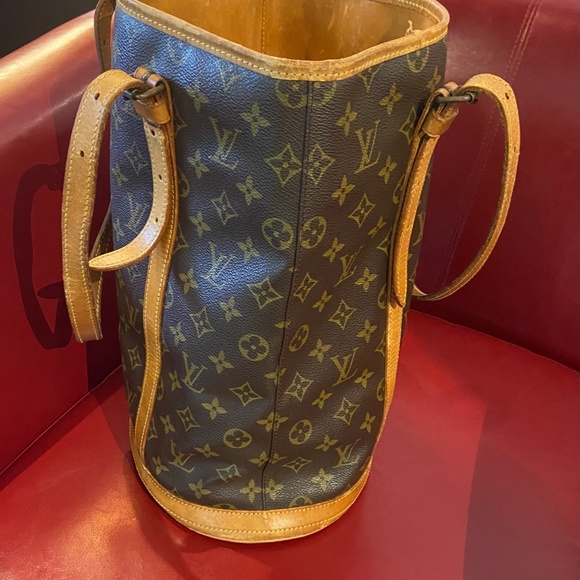 Louis Vitton OnTheGo Monogram Tote Empreinte Giant GM Bucket - Picture 3 of 9